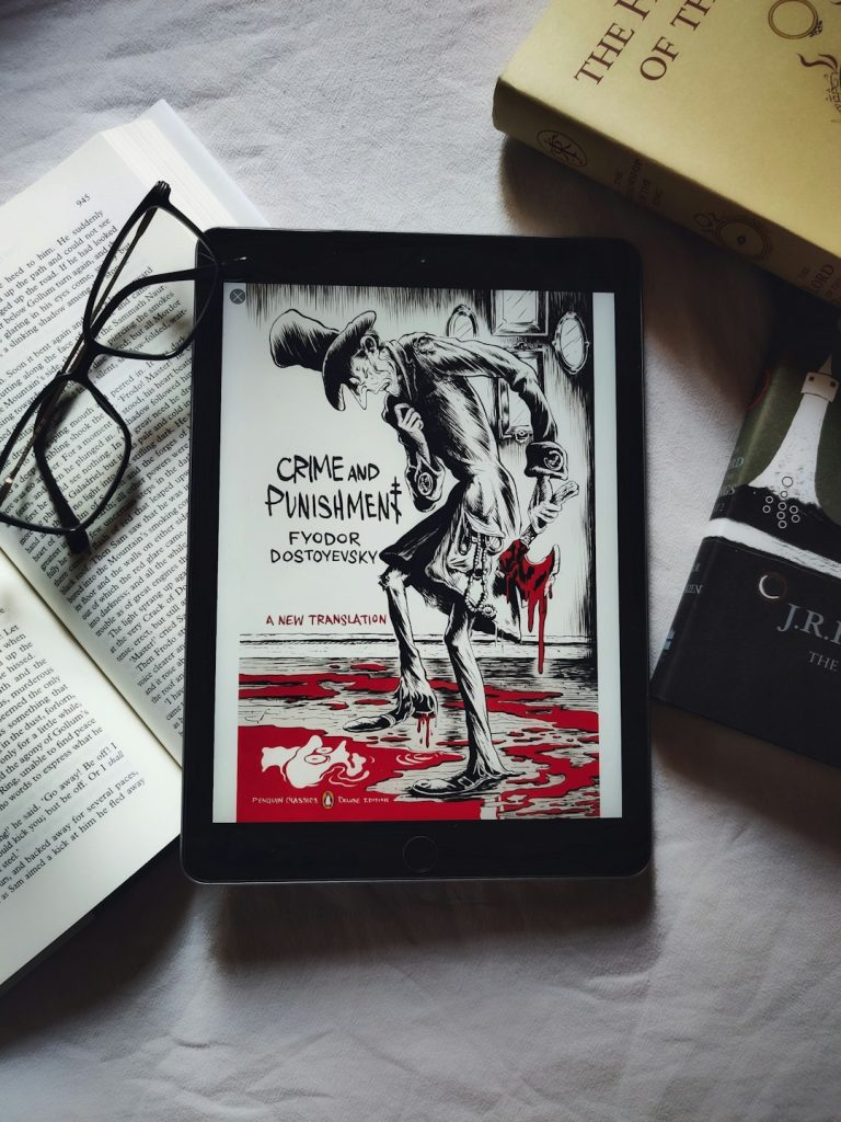 Antologías de terror imprescindibles para Halloween literario vivo